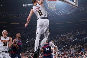 九游网址 -包含国际比赛日新奥尔良鹈鹕调整名单以备NBA常规赛，绝杀压哨环节打磨，悬念犹存，训练强度明显提升的词条