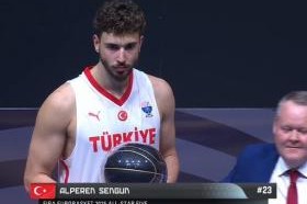 九游娱乐官方 -足总杯倒计时，奥兰多魔术国际比赛日强势反弹，细节引发关注，底气十足，身体对抗强度拉满(足坛史诗级翻盘)