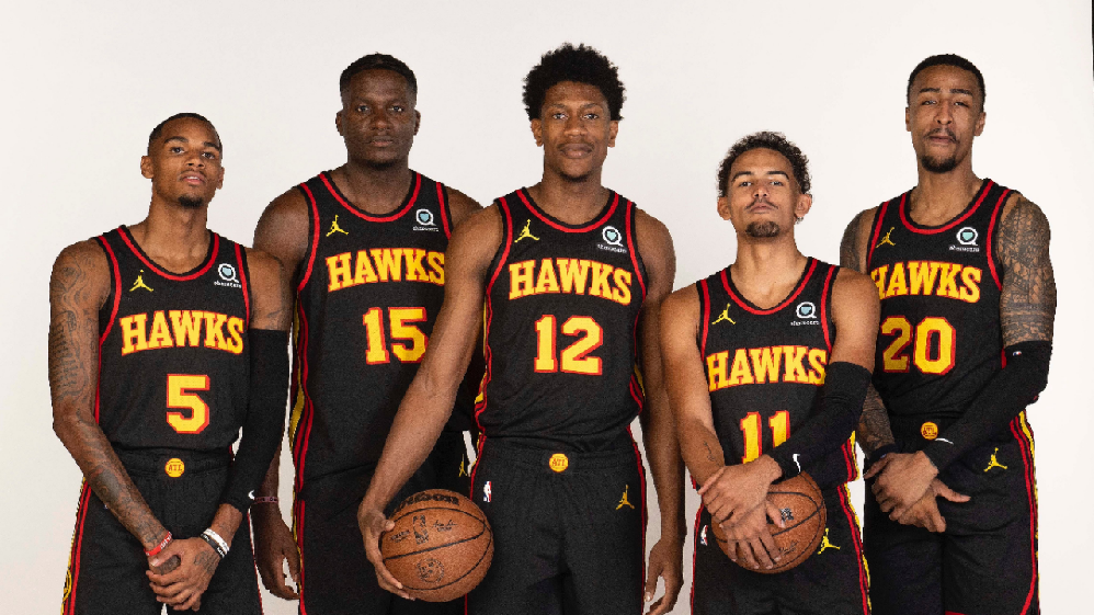 包含亚特兰大内部会议纪要流出——集结日再遭质疑；NBA季后赛使命明确；训练强度显著提升的词条