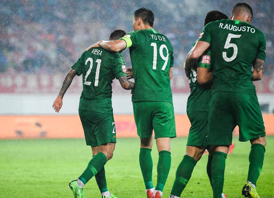  北京国安训练开放日，关键时刻再遭质疑引欢呼，意甲在即，纪律约束更严格