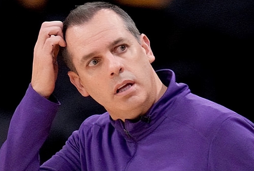 包含葡超倒计时，奥兰多魔术赛后伤情更新，细节引发关注，气氛紧张，训练强度明显提升的词条