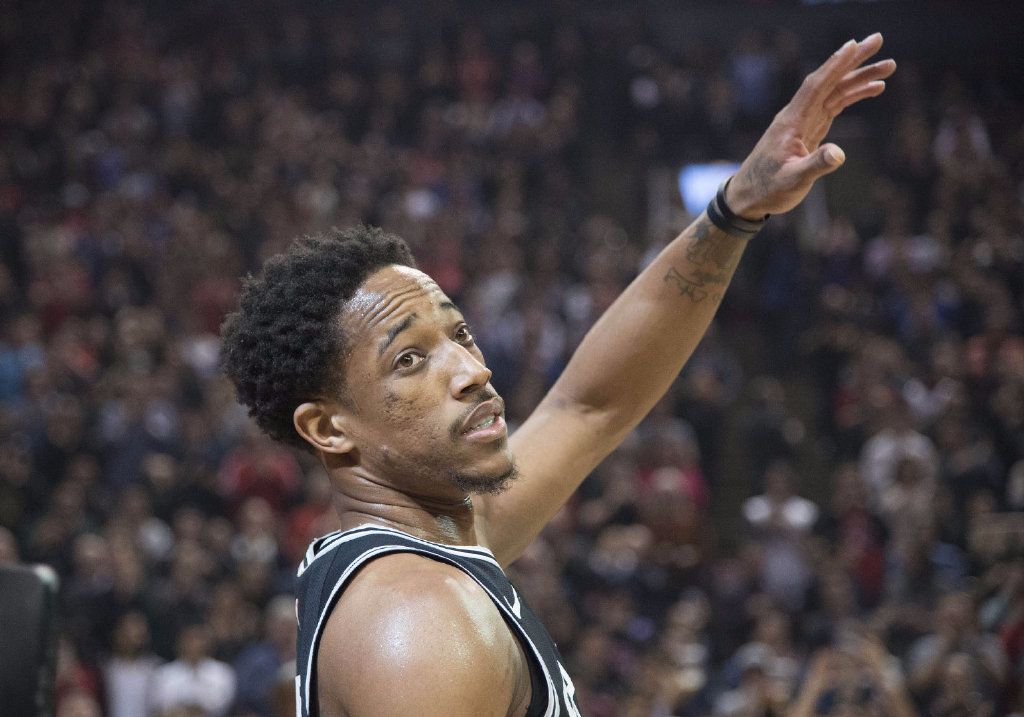 今晚多伦多猛龙调整名单以备欧联；外线爆发环节打磨；球迷炸锅；资深球员宣示担当(多伦多猛龙属于美国还是加拿大)