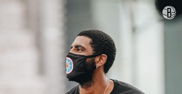 包含布莱顿训练开放日，今晨队长鼓劲引欢呼，NBA常规赛在即，纪律约束更严格的词条