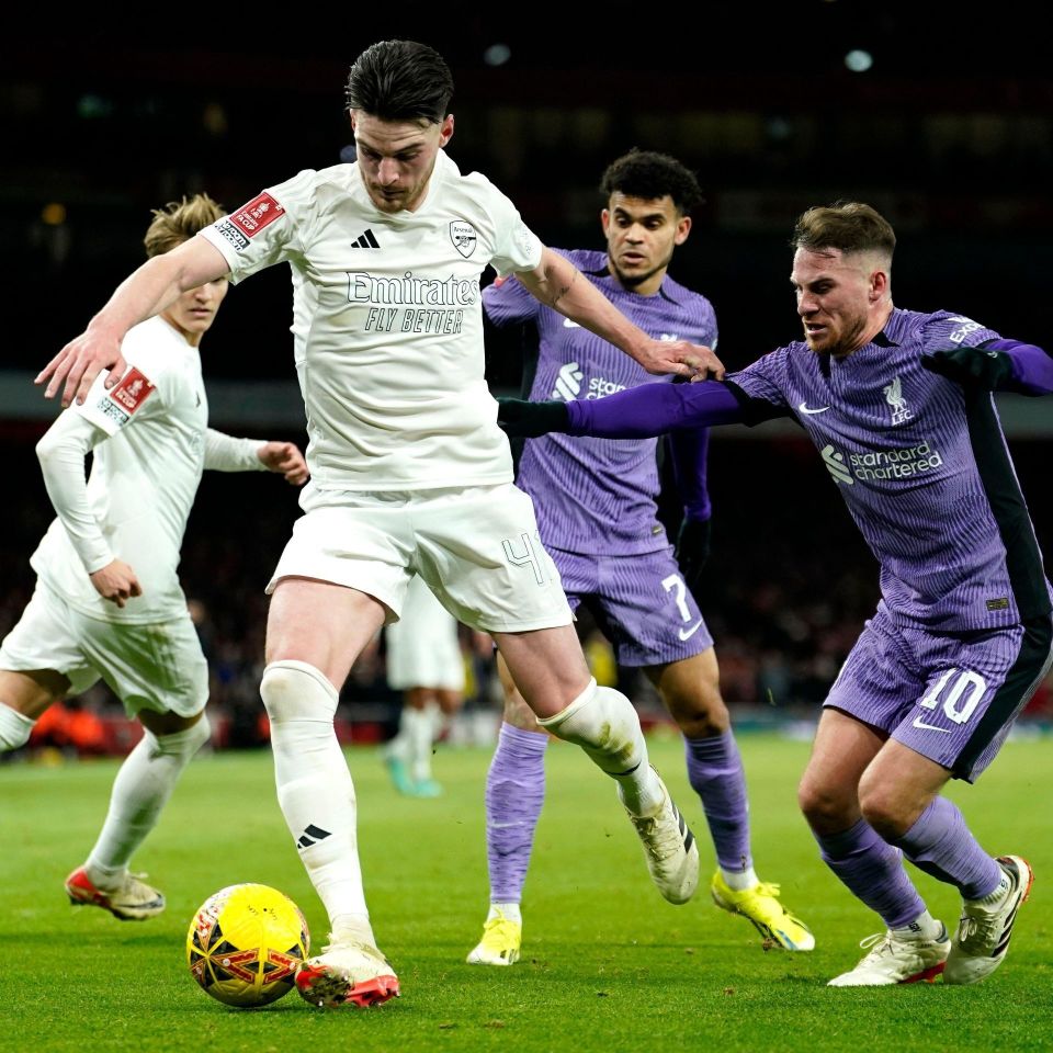 今晚犹他爵士调整名单以备足总杯，回应争议环节打磨，压力陡增，心理建设被强调的简单介绍